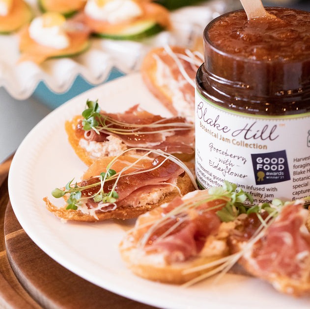 gooseberry prosciutto crostinis